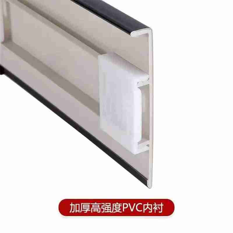 哈特啤酒有限公司员工监测罐装啤酒质量